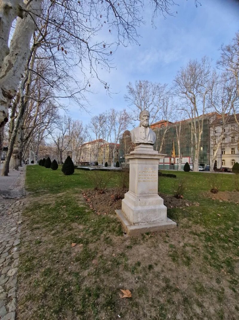 Zagreb Fountains - University Park