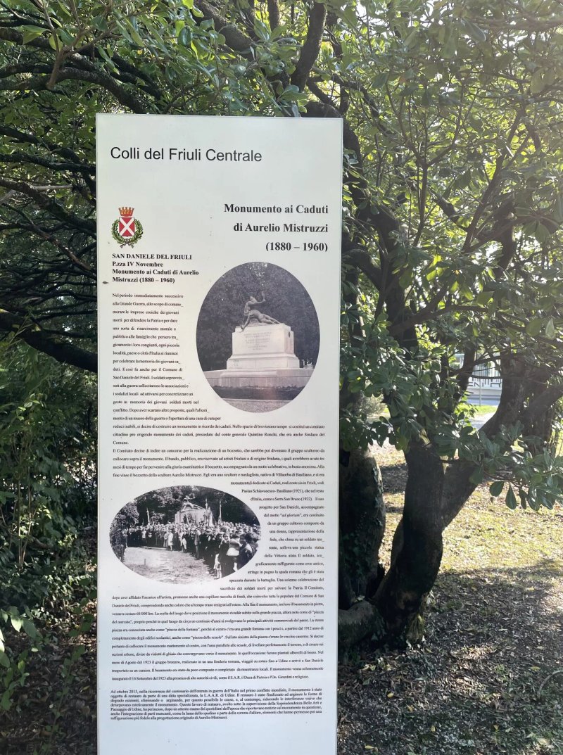 Monumento Ai Caduti Di Aurelio Mistruzzi