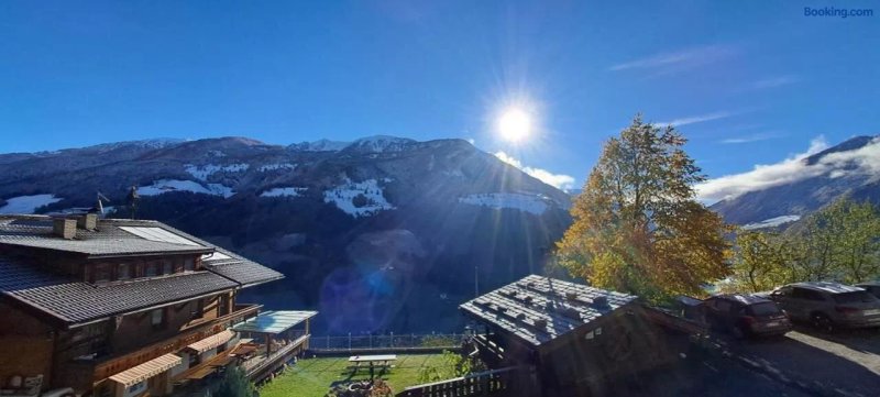 Grossstahlhof Mountain & Panorama View