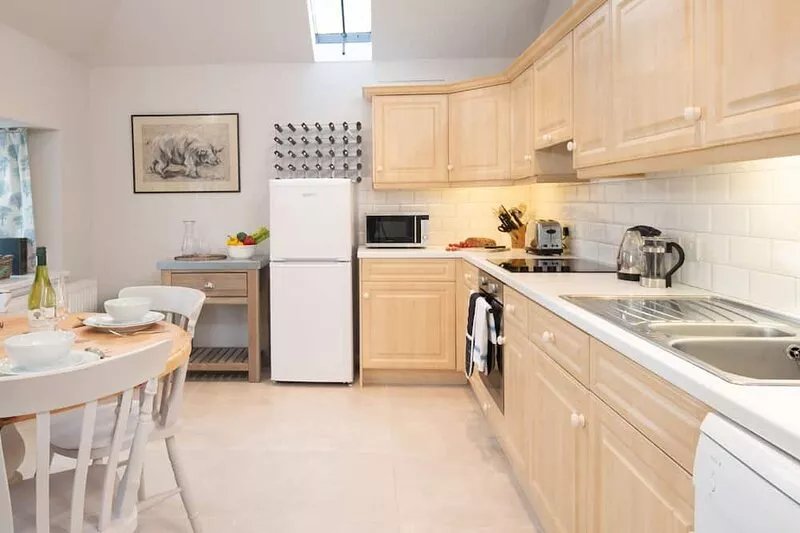 The Sheep Cote, Pentland Hills - sleeps 4 guests  in 2 bedrooms