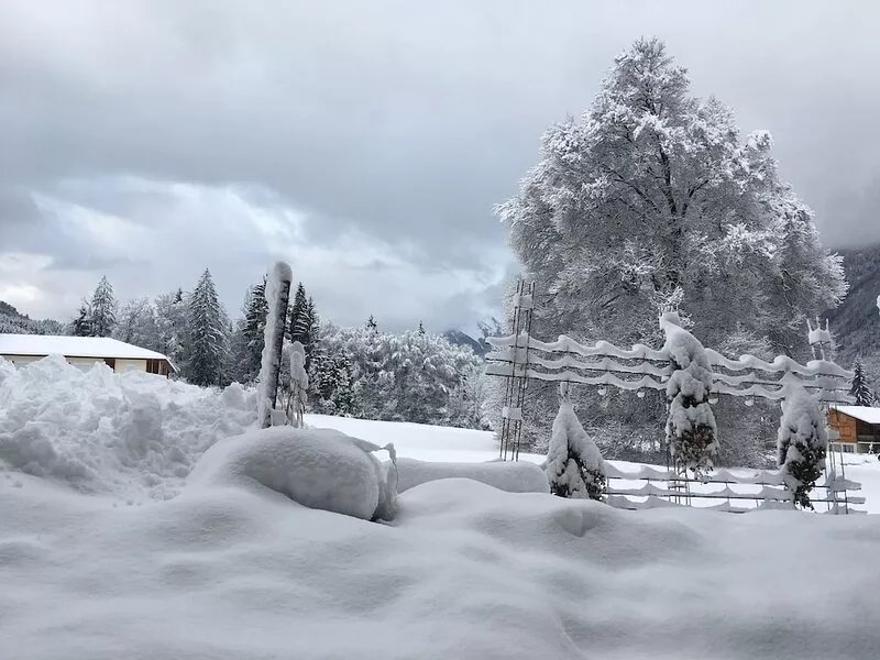 Large triple aspect apartment in great ski resort (Grand Massif)