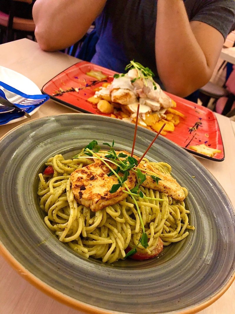 Kekfeny Restaurant and Pizzeria