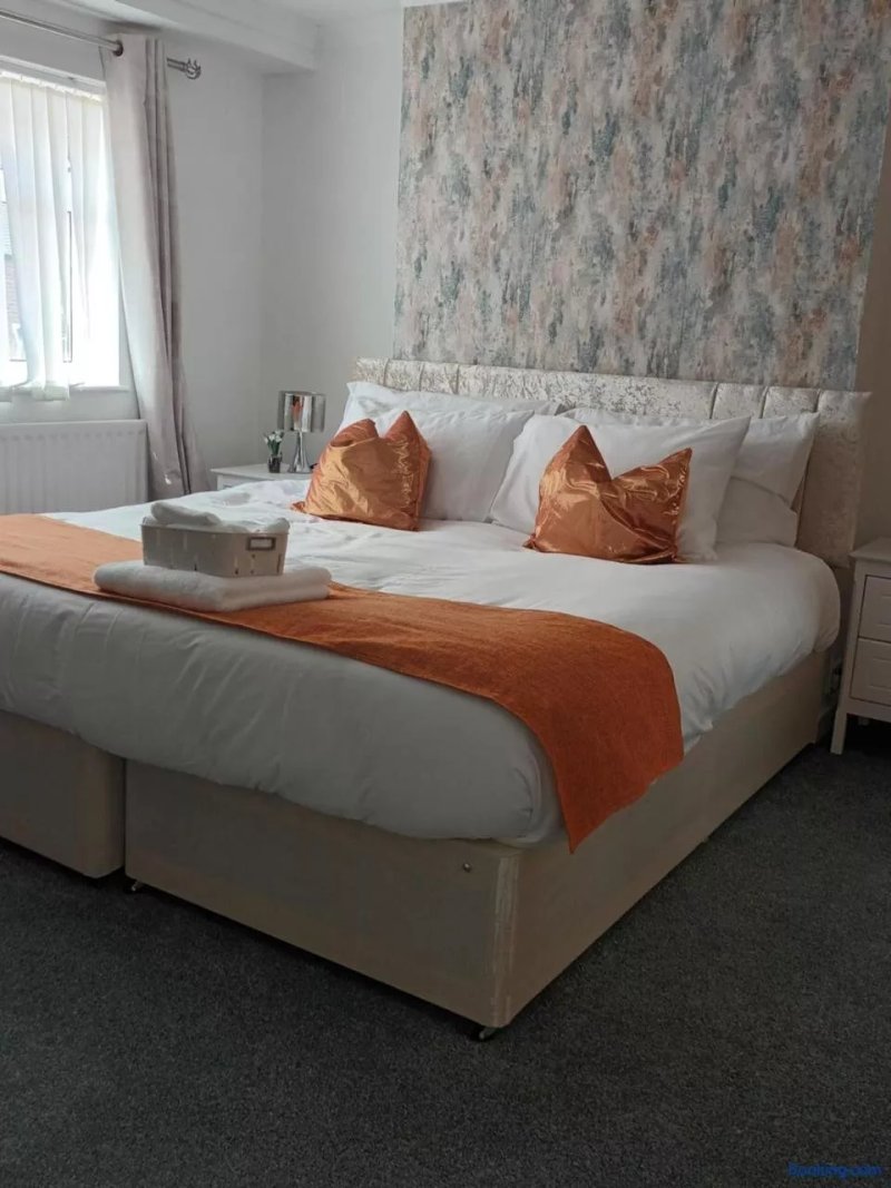 Luxurious 4 Bed Adorable House In Willington