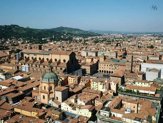 Le Due Torri Torre degli Asinell