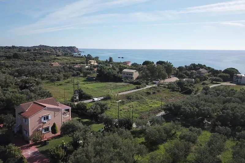 Ideal for families! Apartment with garden at the beach, wifi | Prassoudi, Corfu