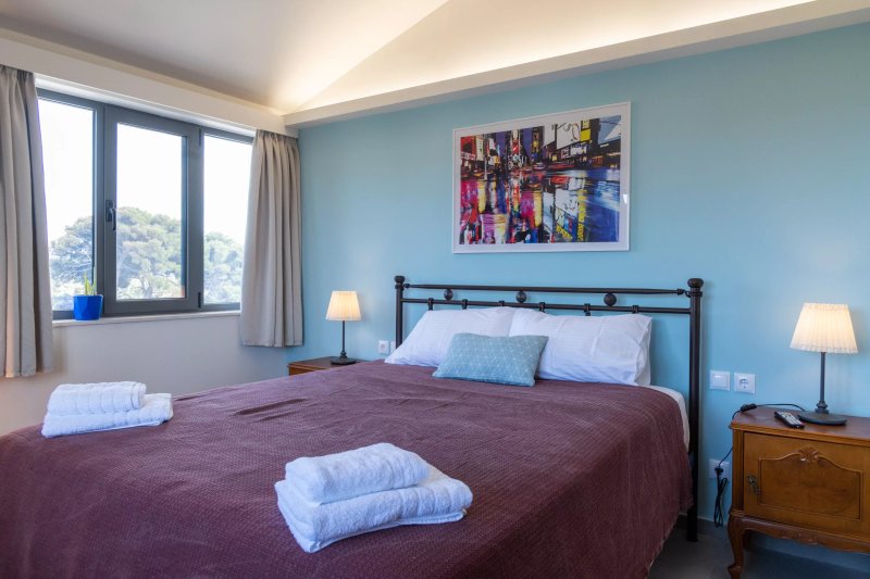 Chroma Lodge