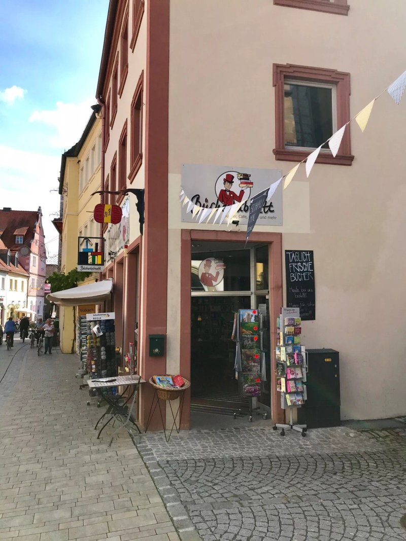 Bucherkabinett Bucher Cafe Wolle & mehr