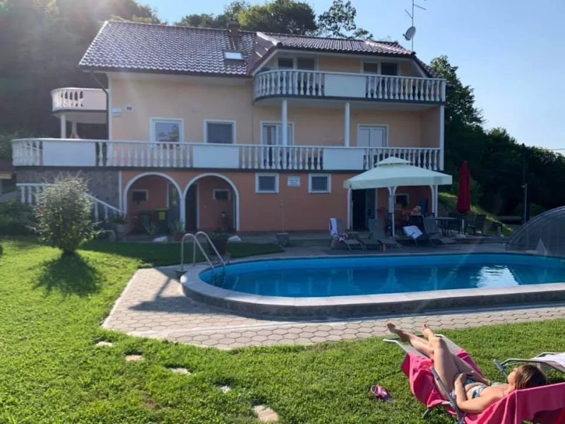 Apartmaji in Sobe Kocjancic