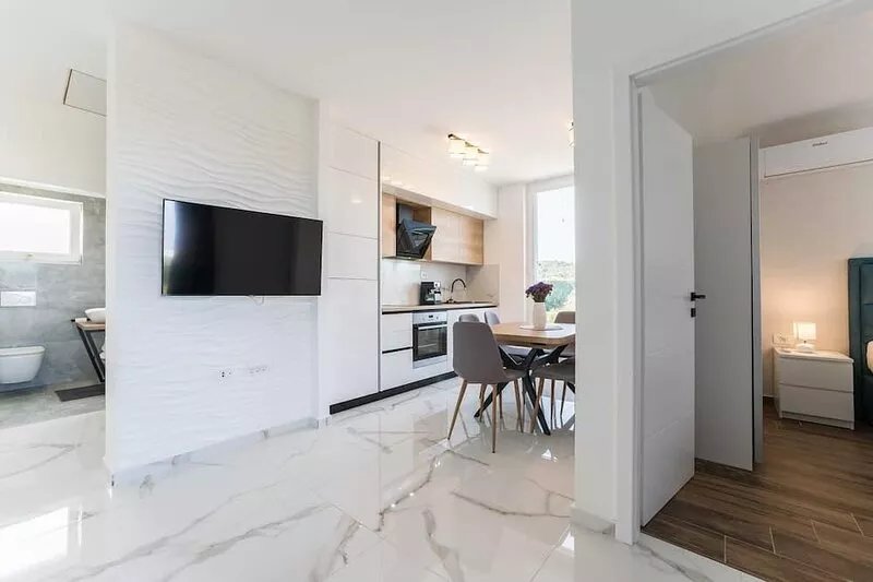 Luxury D Apartments - Two Bedroom Apartment with Terrace A1