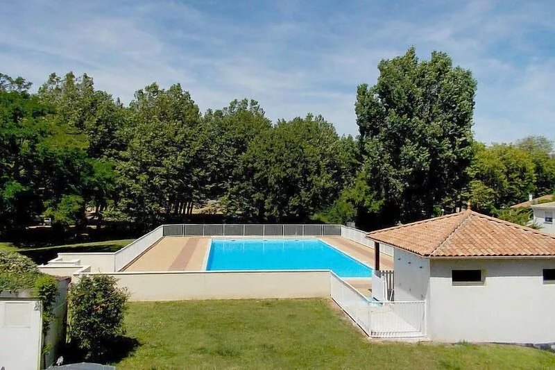 Terrasses de Pontaillac by Interhome