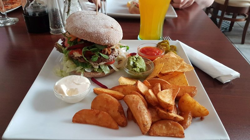 Cafe Klinker