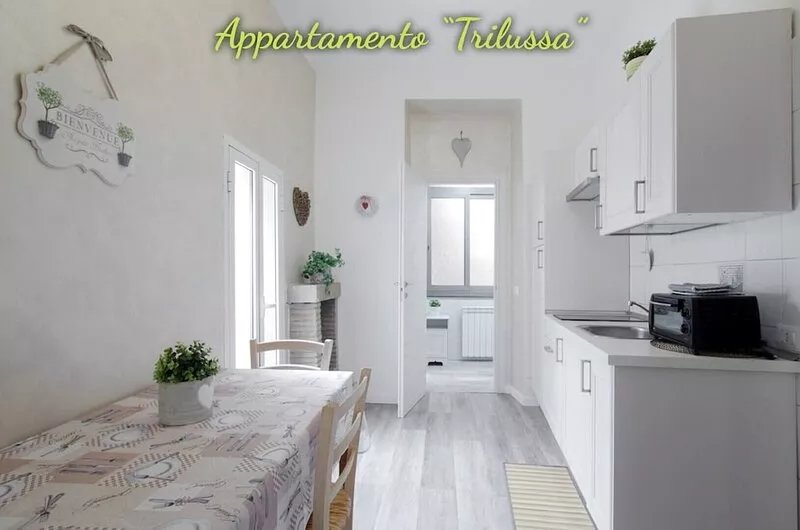 "Abitare Trastevere" -Trilussa- living in Rome