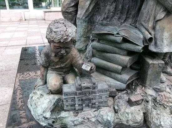 Betty Campbell Statue