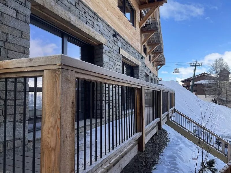 4 person flat at the foot of the slopes and 6 minutes walk from the town centre