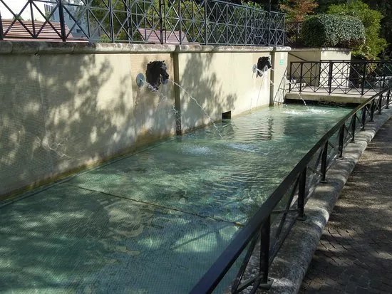 Fontaine du square Henri Collet