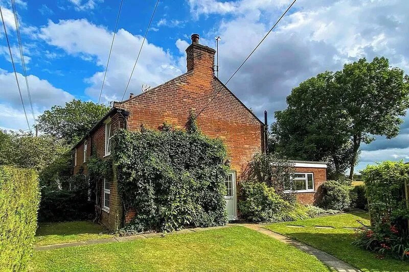 2 bedroom accommodation in Clay Common, near Southwold
