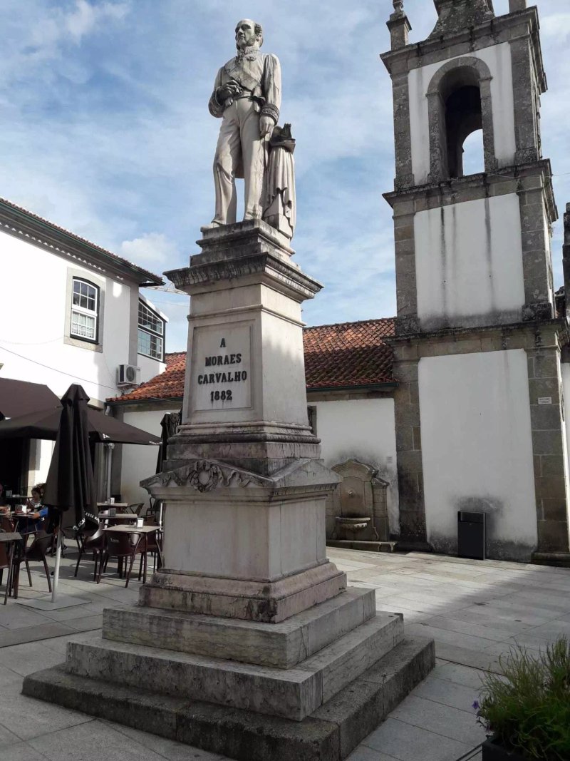 Estatua de Moraes de Carvalho