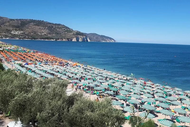 Puutarhatalo Gargano Macchia Liberassa, 10 Minuutin Päässä Mattinatasta