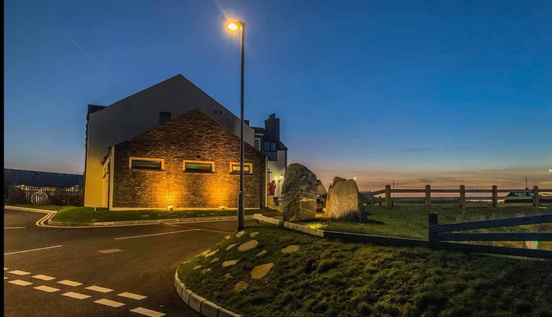 OYO Standing Stones Lodge