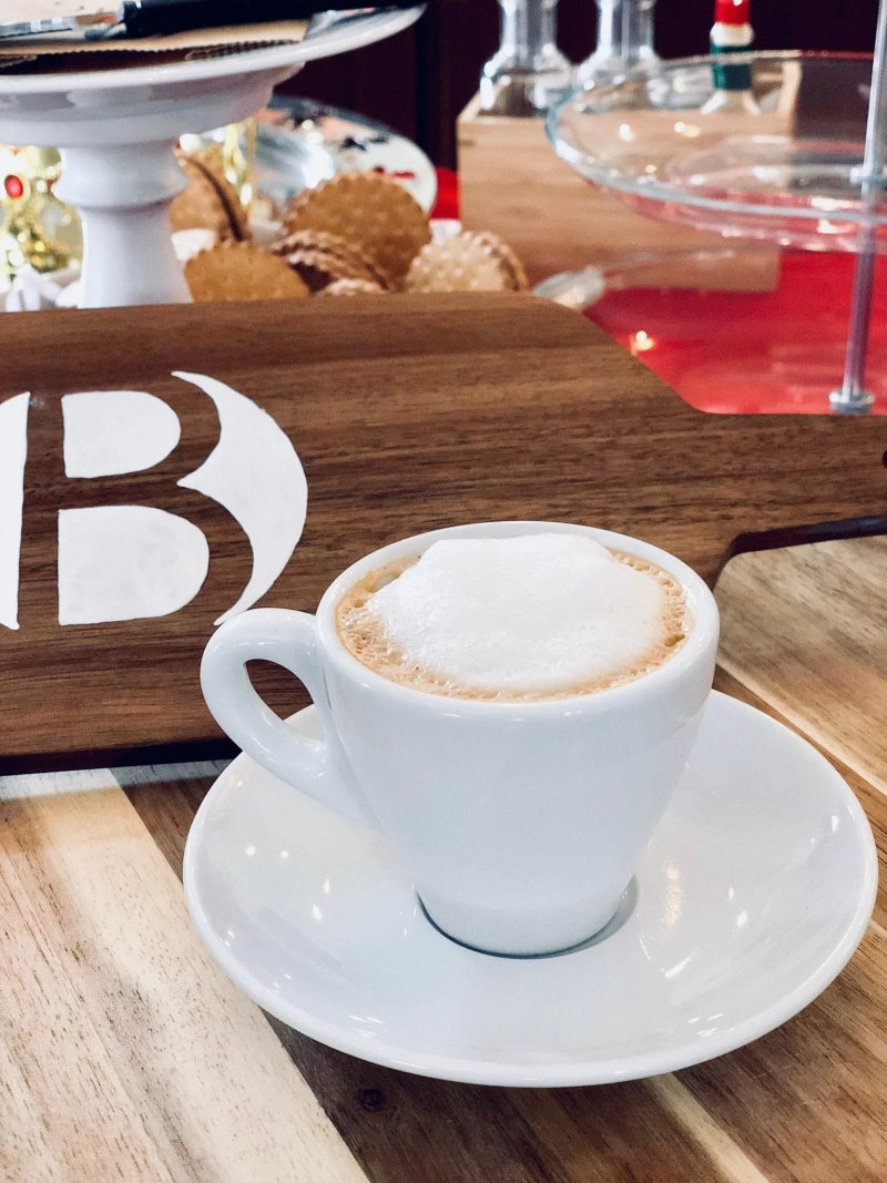 Cafe Le Bolero
