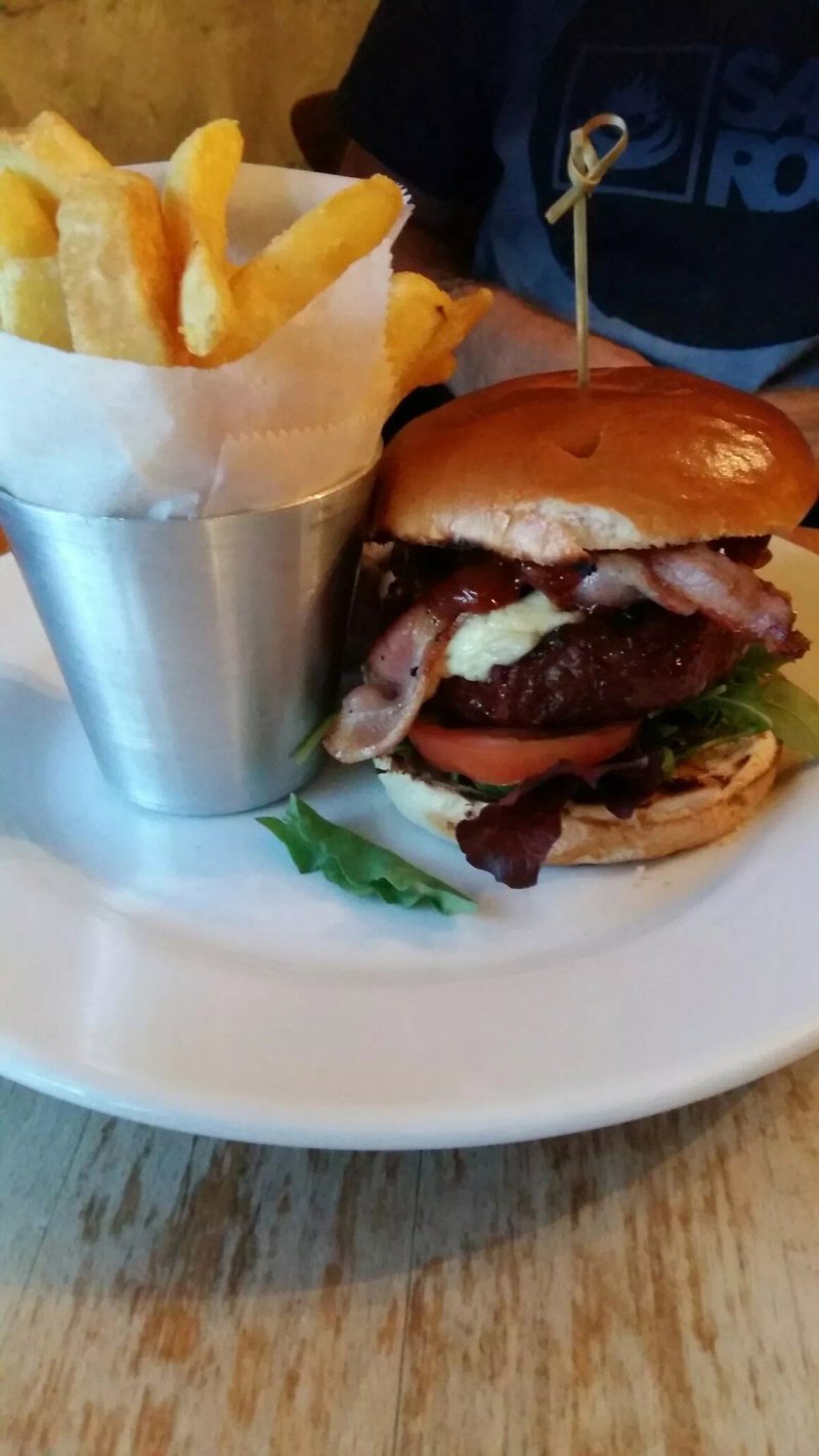 The Half Moon Inn @ Stoke St Mary