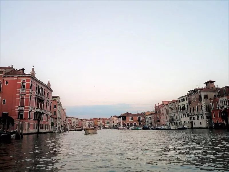 Entire apartment CASA FELICE 9 Places Free Parking and Free Wi-Fi Included
