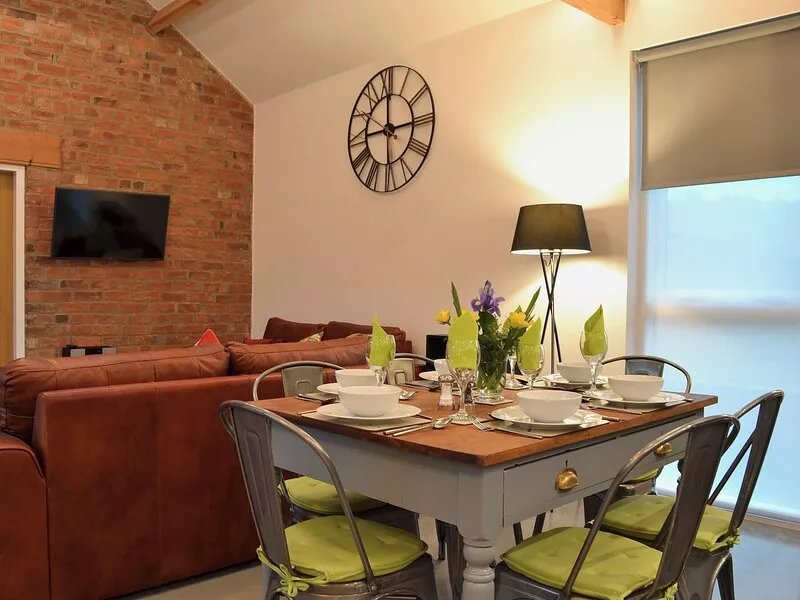 3 bedroom accommodation in Dunnington, near York
