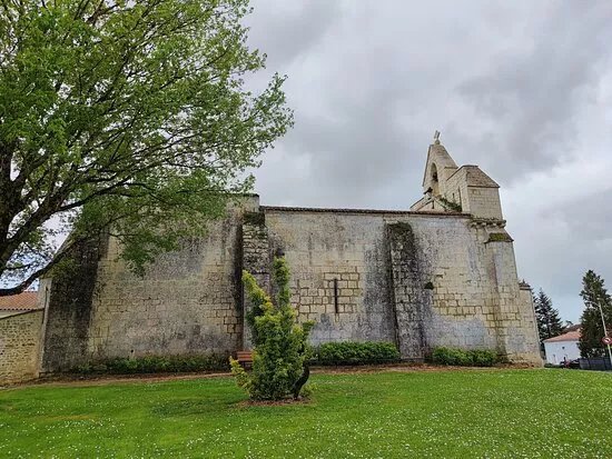 Eglise Saint Pierre Ou Saint-paterne De Luchat