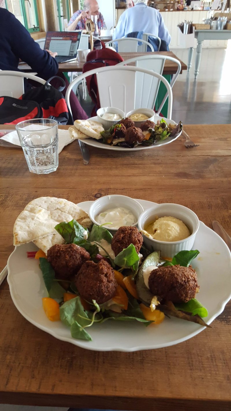 Bruern Farm Shop And Cafe