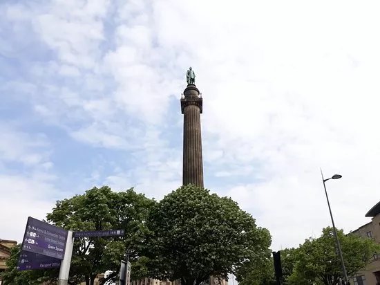 Wellington Memorial statue