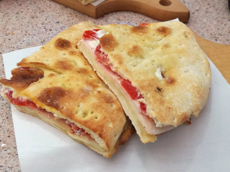 La Pizzaiola