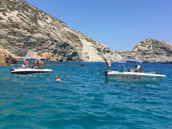 Blue Water Club RENT A BOAT