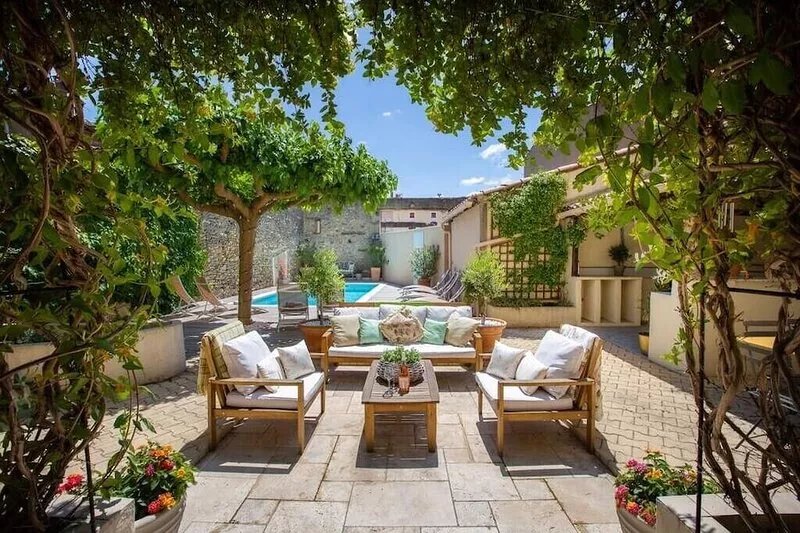 The good life in The Sunny South of France ��