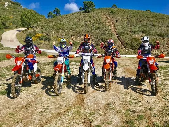 Razorr Tours