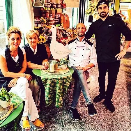 Salumeria Nicolino Barbara