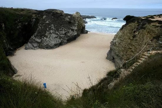 Praia de Porto Covinho