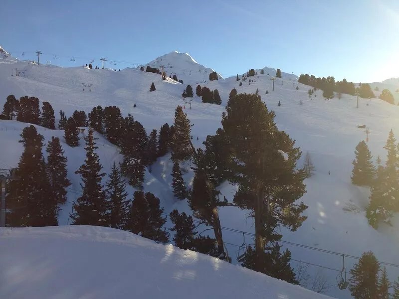 Belle Plagne - Fantastic Studio apartment - sleeps 3. Doorstep skiing guaranteed