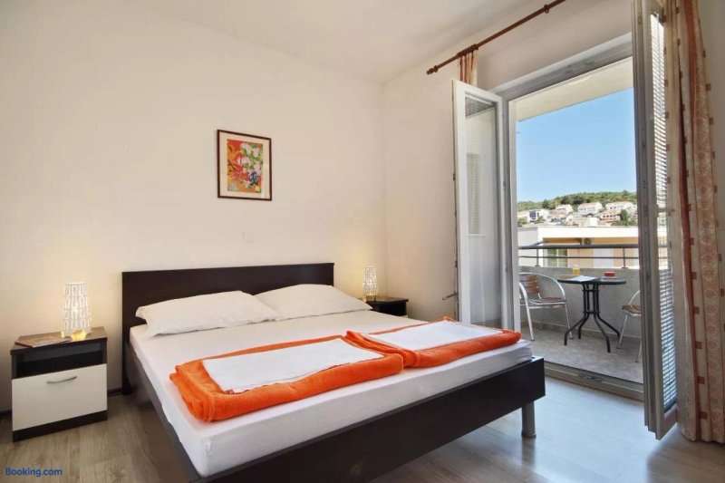 Vukosav Family Apartments and Rooms