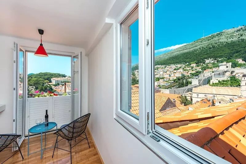 Apartment Simović - Two Bedroom Apartment with City View