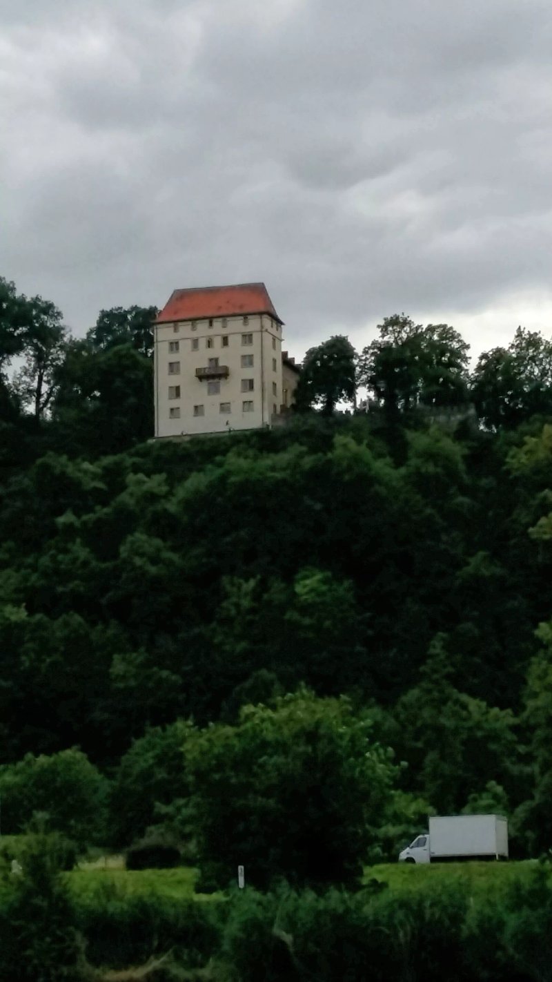 Hotel & Restaurant Schloss Neuburg