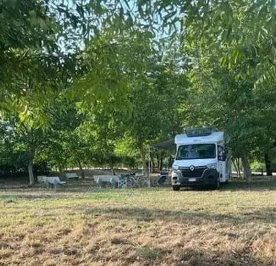 Area Sosta Camper La Tana Del Lupo
