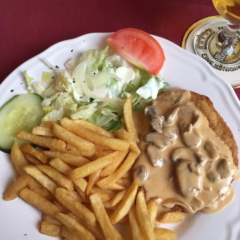 Zum Hotel Stern