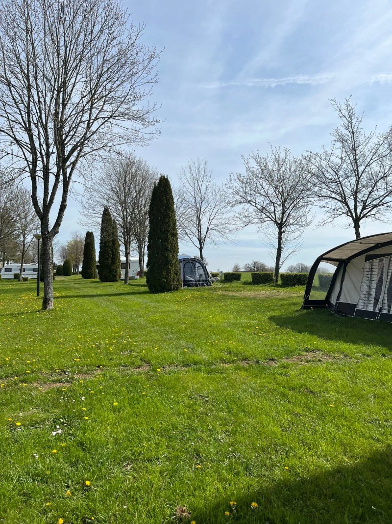 Camping Um Bierg