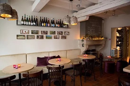 Riesling & Pinot wijnbar-wijnshop