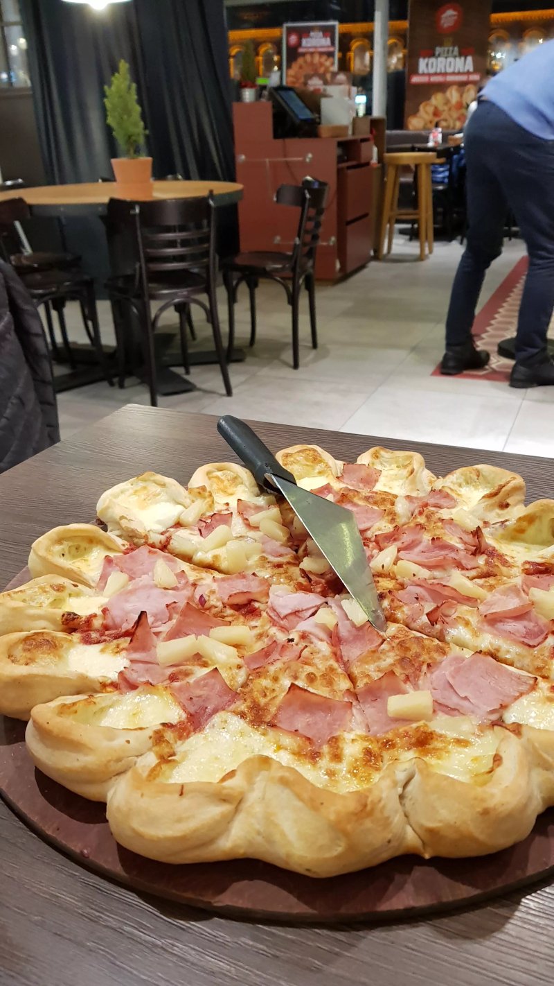 Pizza Hut