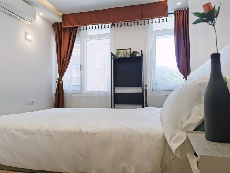 Barcelona Corona Hostal