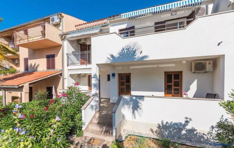 Cosy Apartment Near the Beach With a Sea View