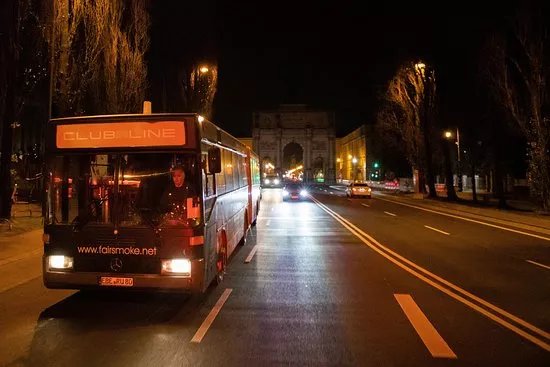 Club and Line Partybus