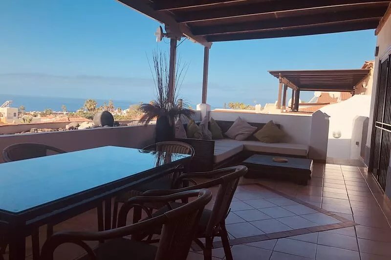 Villa,private heated pool close to beach, golf & attractions with amazing views