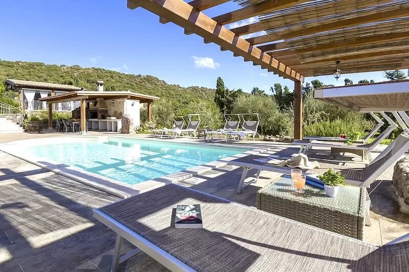 ClickSardegna Alghero Villa Flaminia, with independent swimming pool, SPA & Gym